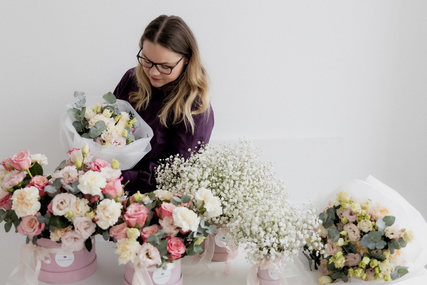 Florystyka ślubna Katowice – dekoracje kwiatowe Badylara