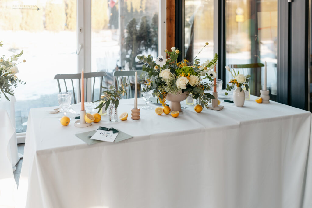 Pełna oprawa ślubu – florystyka i dekoracje Badylara