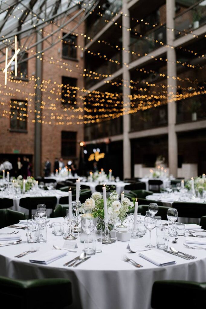 Pełna oprawa ślubu – florystyka i dekoracje Badylara